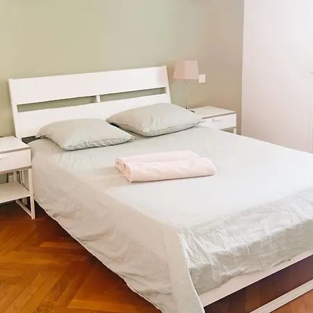 Grande Cosy Avec Salle De Bain Et Wc Privatif Apartment Montpellier